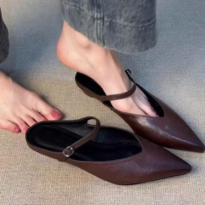 French Street Fashion - Новые туфли-мюли 2026 года с острым